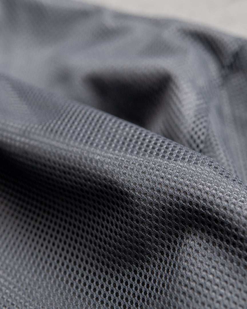 is-ness BALLOON DOUBLE LAYERED MESH SHORT SLEEVE TSHIRT