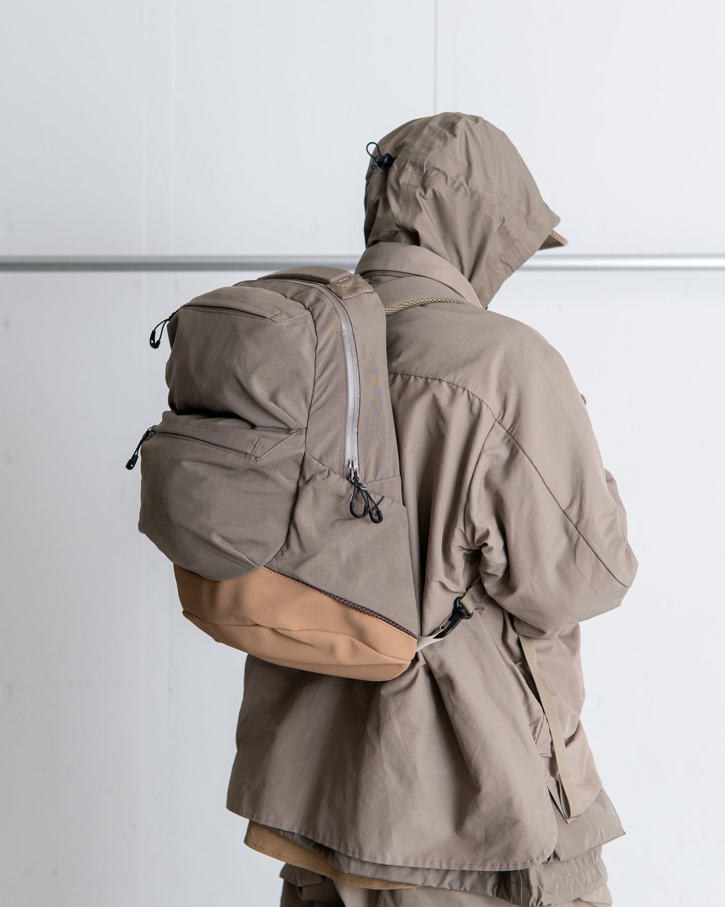 CMF OUTDOOR GARMENT ORGANIZ