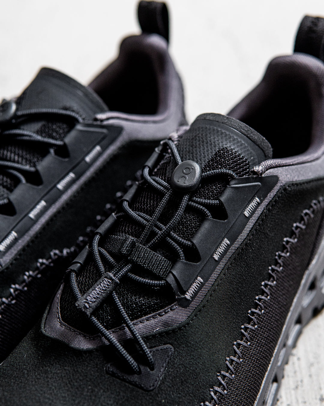 On Cloudaway2 Black | Eclipse