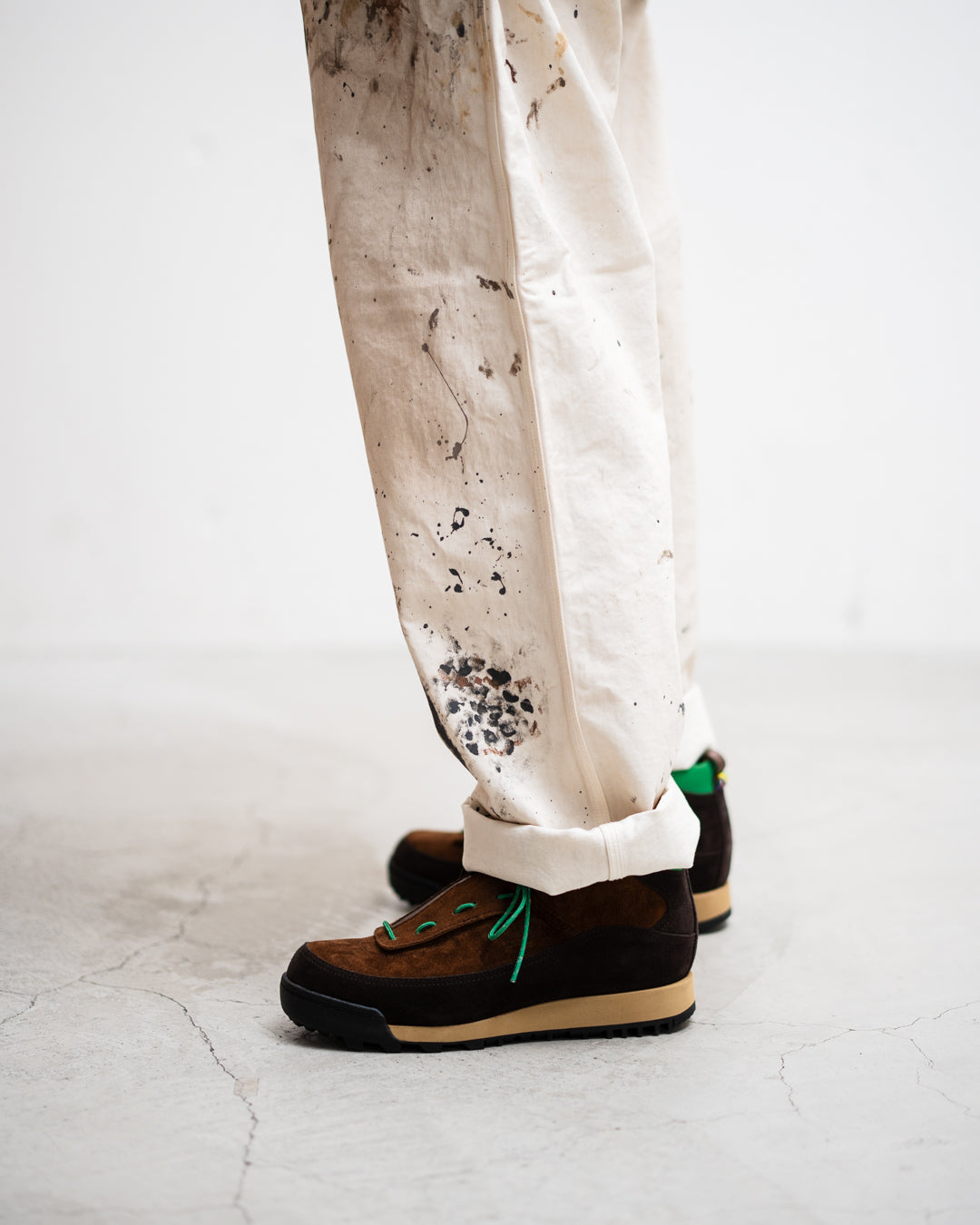 BOWWOW PAINTER'S PAINT STAINED PAINTER PANTS