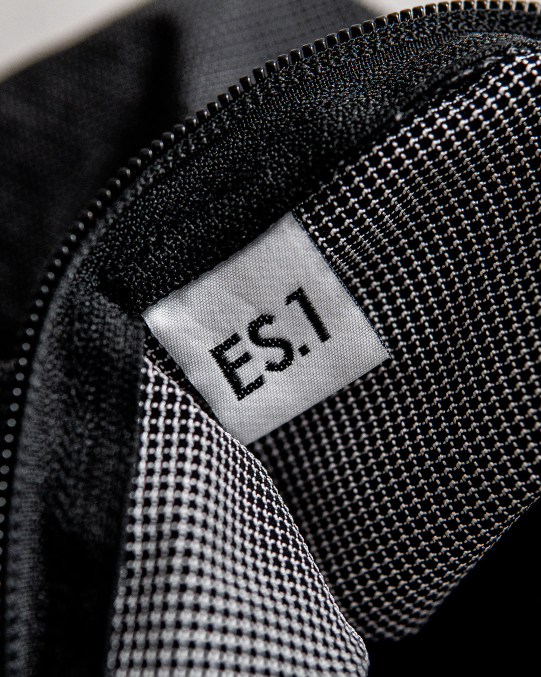ES.1 SS ULTRA POACH