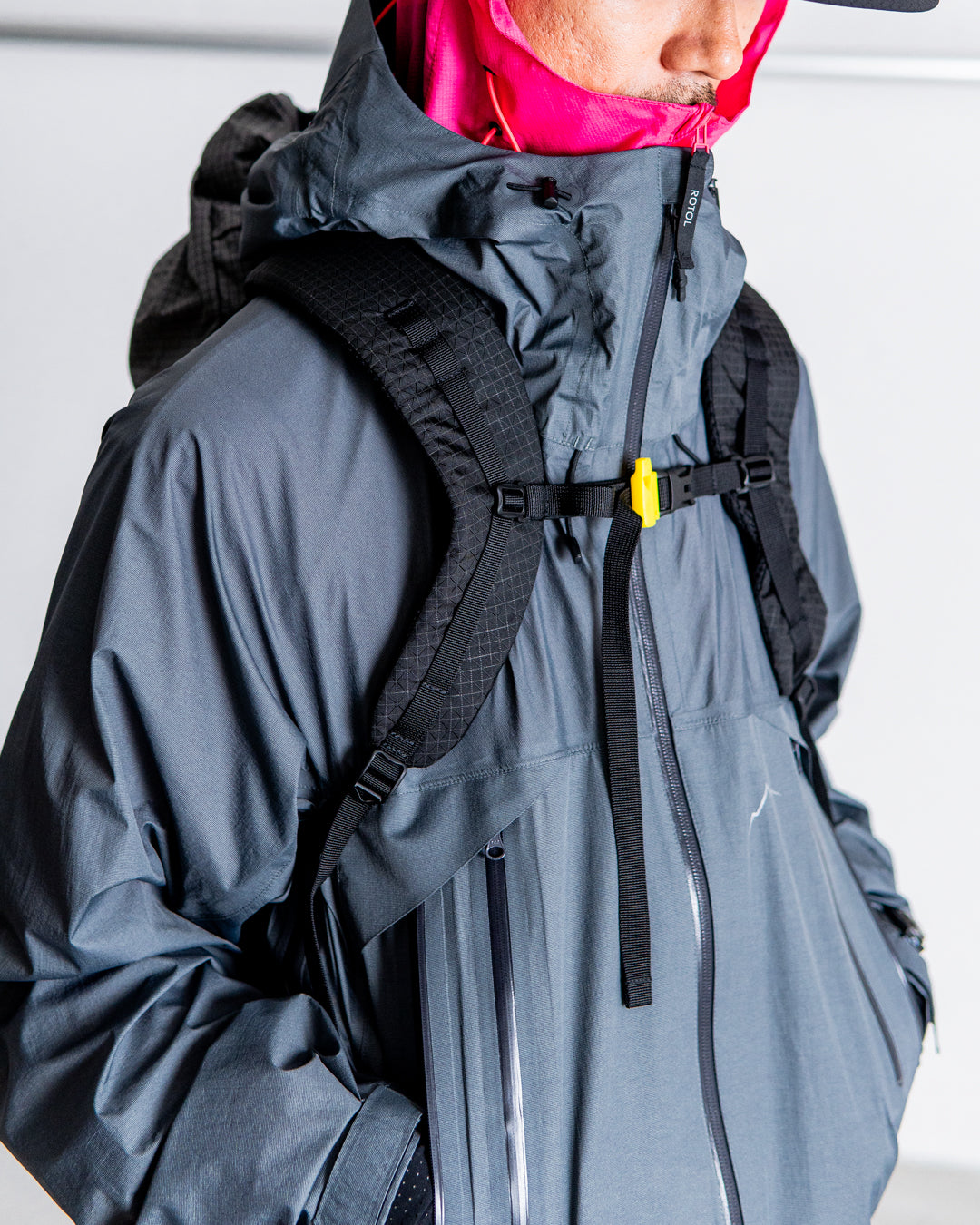 CAYL Gaya Roll Top B-Grid Solid