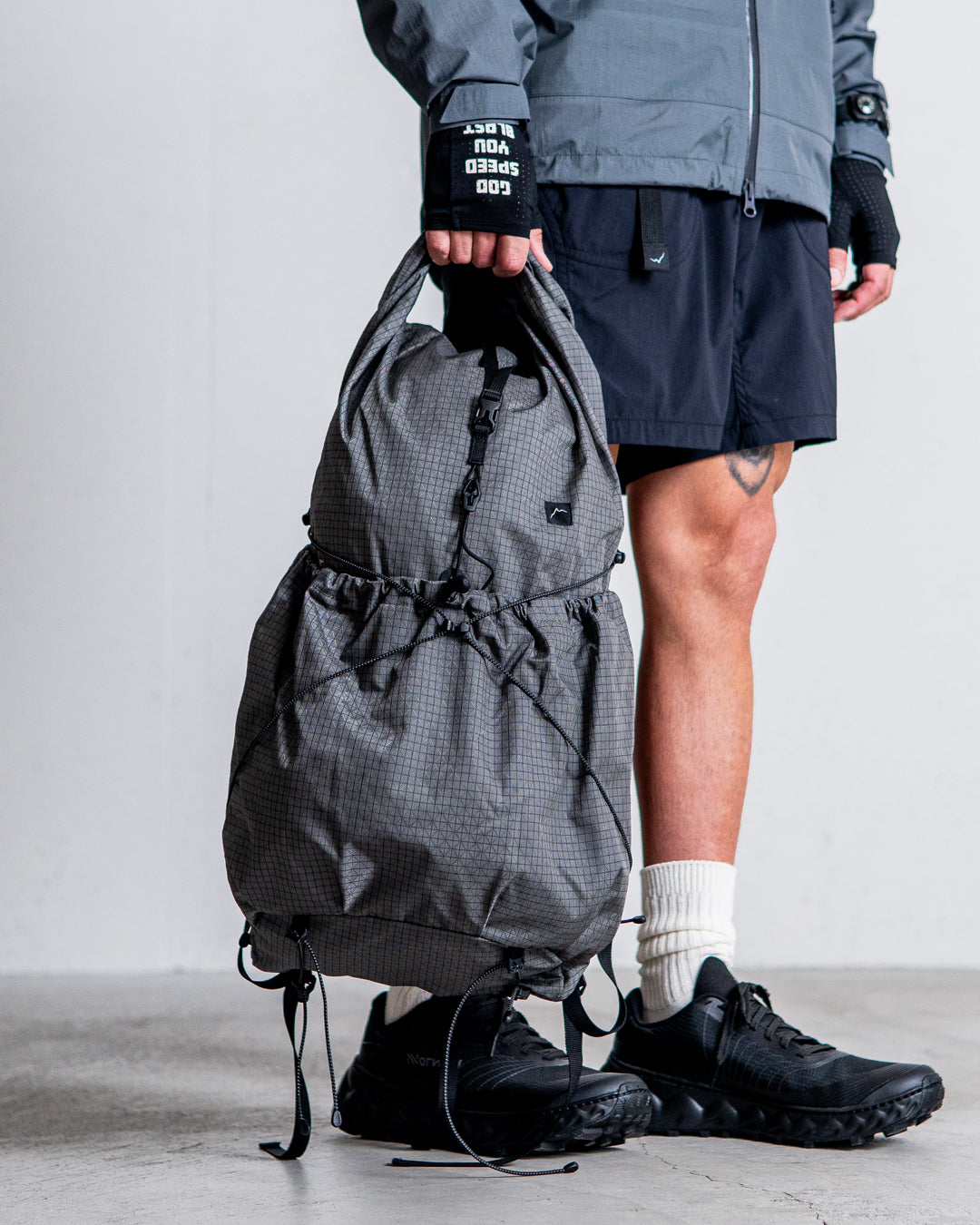 CAYL Gaya Roll Top B-Grid Solid