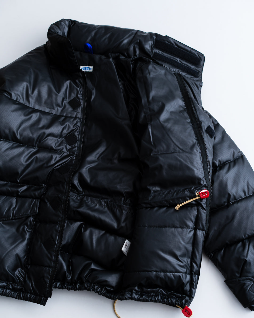 FOUNDOUR DOWN JACKET