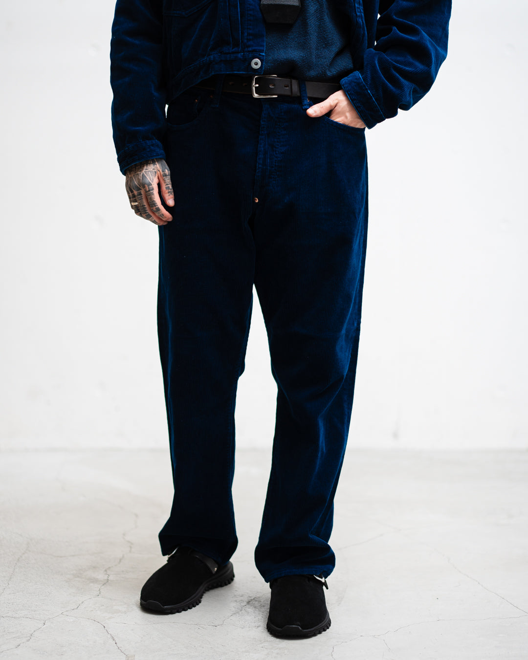 FOUNDOUR CORDUROY PANTS