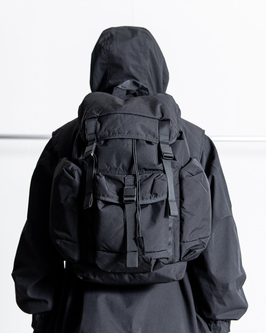 PHENIX COLLECTION CARRIER, TYPE P-001