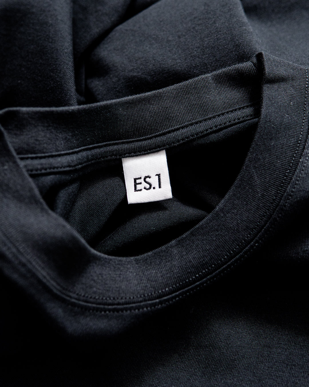 ES.1 LS T-shirts