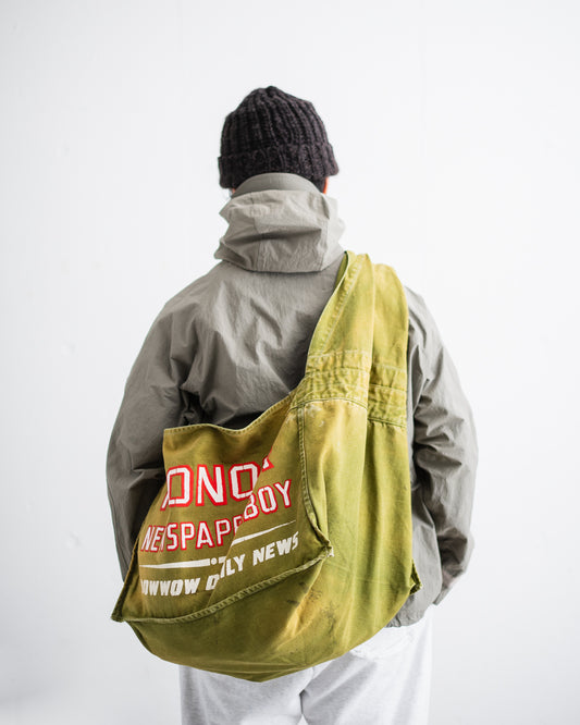 BOWWOW WIDE STRAP NEWSPAPER BAG
