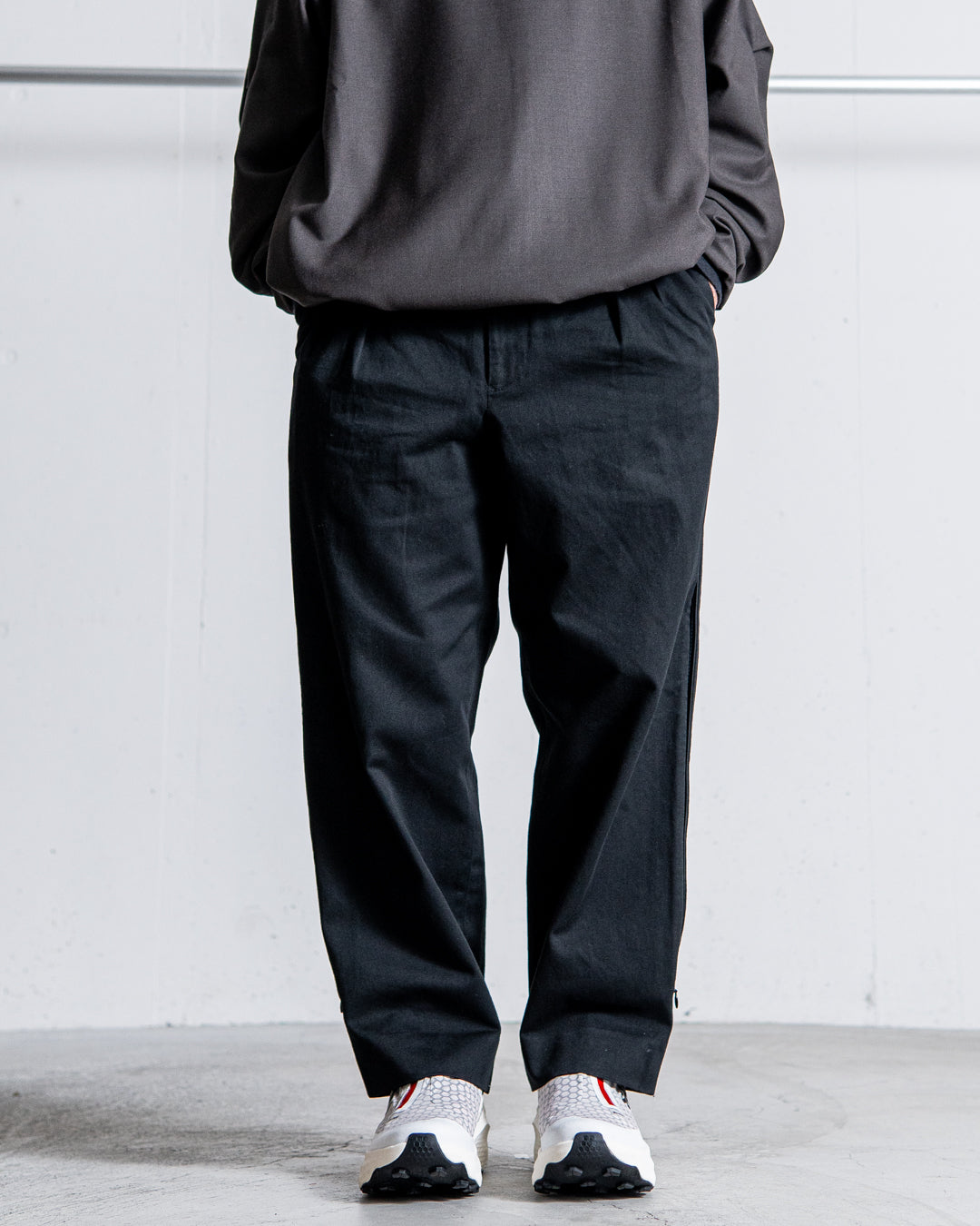 SEDAN ALL-PURPOSE Ventilation Chino Slacks