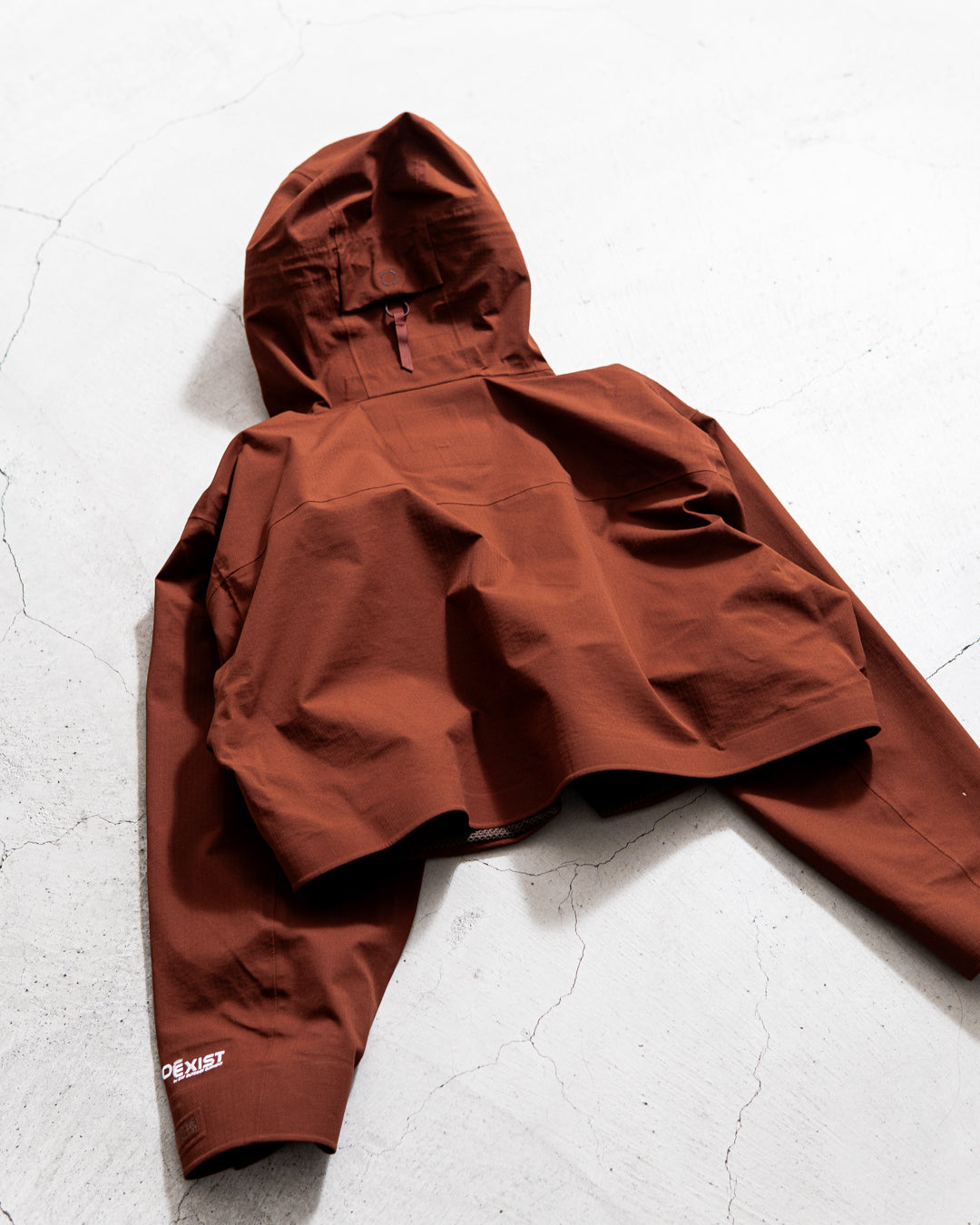CMF OUTDOOR GARMENT WEIRD SHORT SHELL COEXIST