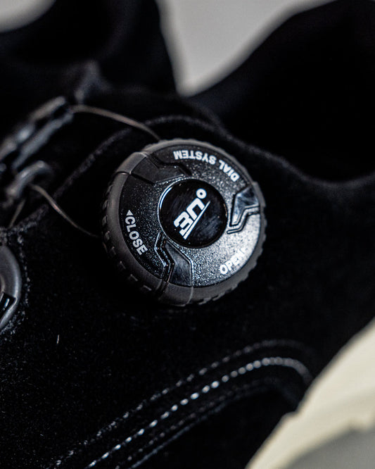 CMF OUTDOOR GARMENT APPROACH 02 SETTER