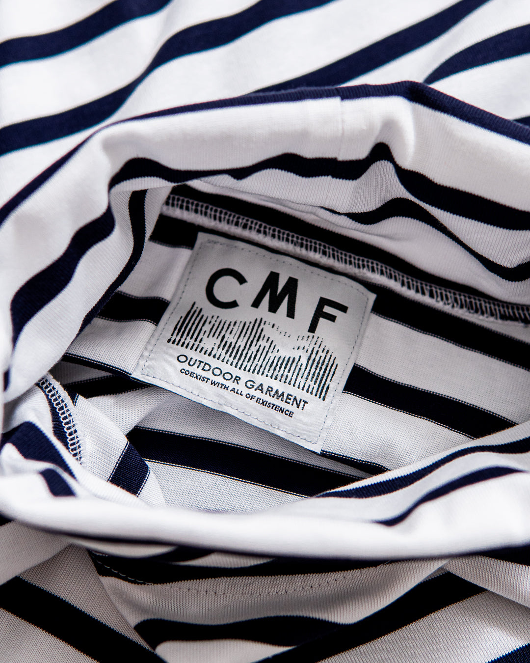 CMF OUTDOOR GARMENT BORDER MOC TEE