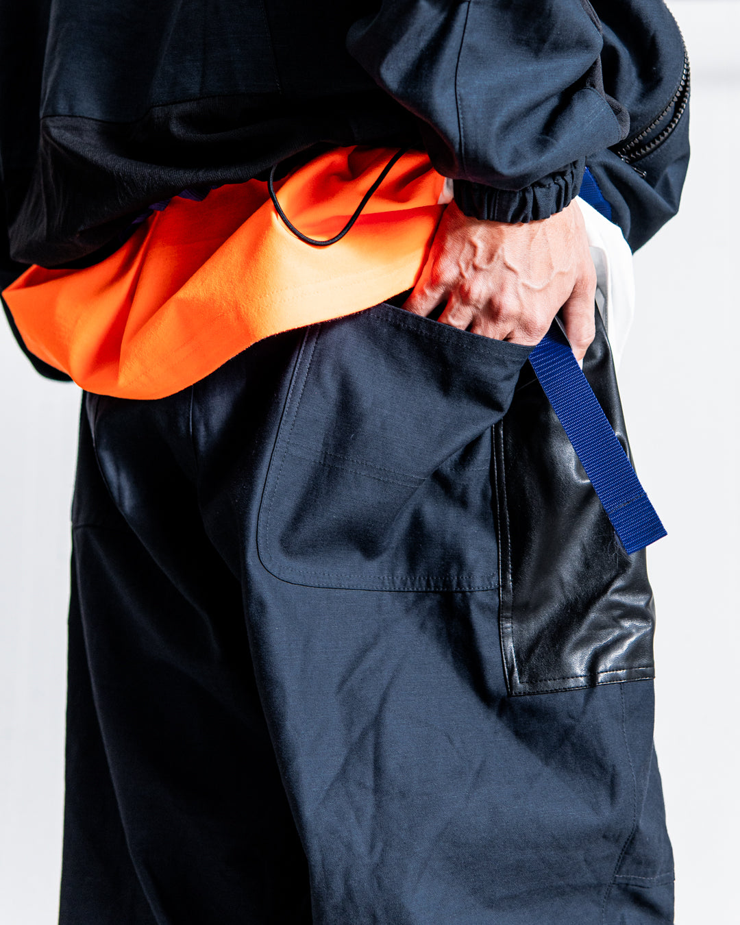 UNTRACE Leather patch baker pants _190