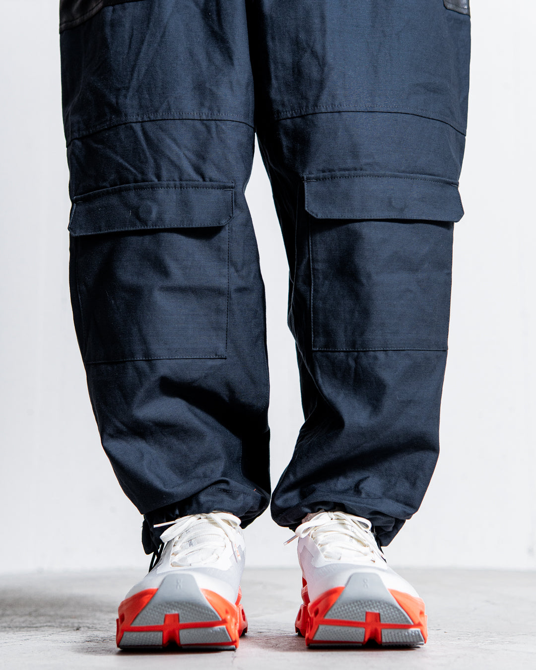 UNTRACE Leather patch baker pants _190