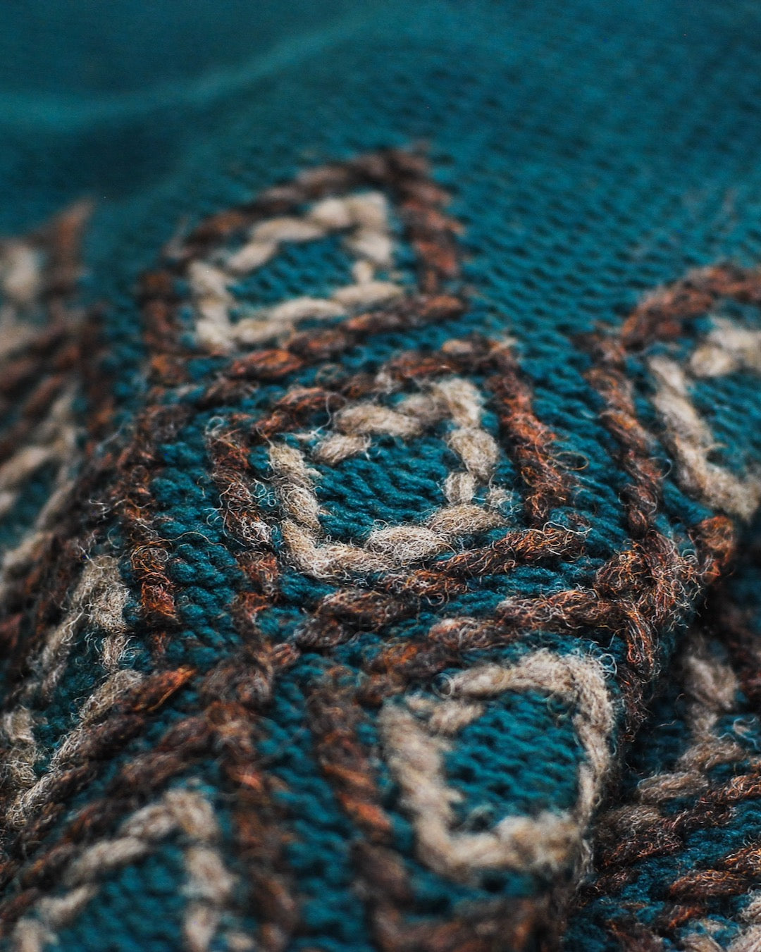 Children of the discordance 3G HAND EMBROIDERY KNIT PULLOVER