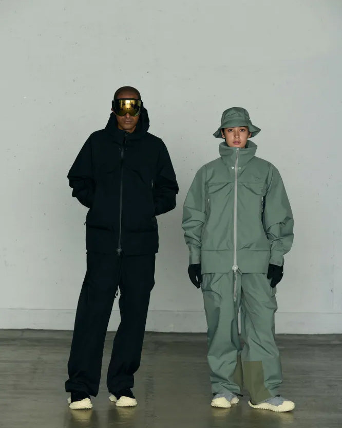 CMF OUTDOOR GARMENT WHITE OUT SHELL COEXIST