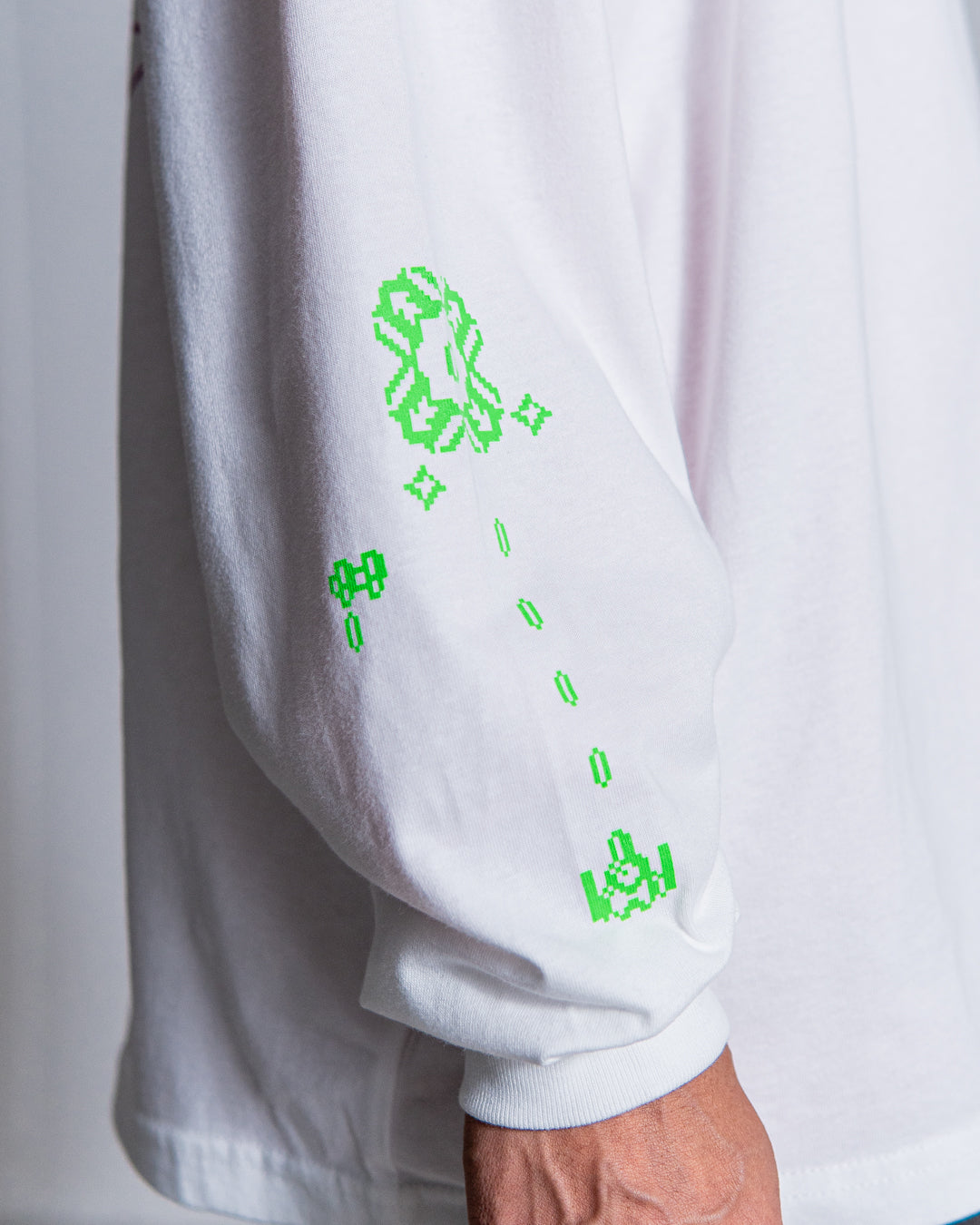 [8.23 sat 0:00 Release] UNTRACE L/S Tee _213