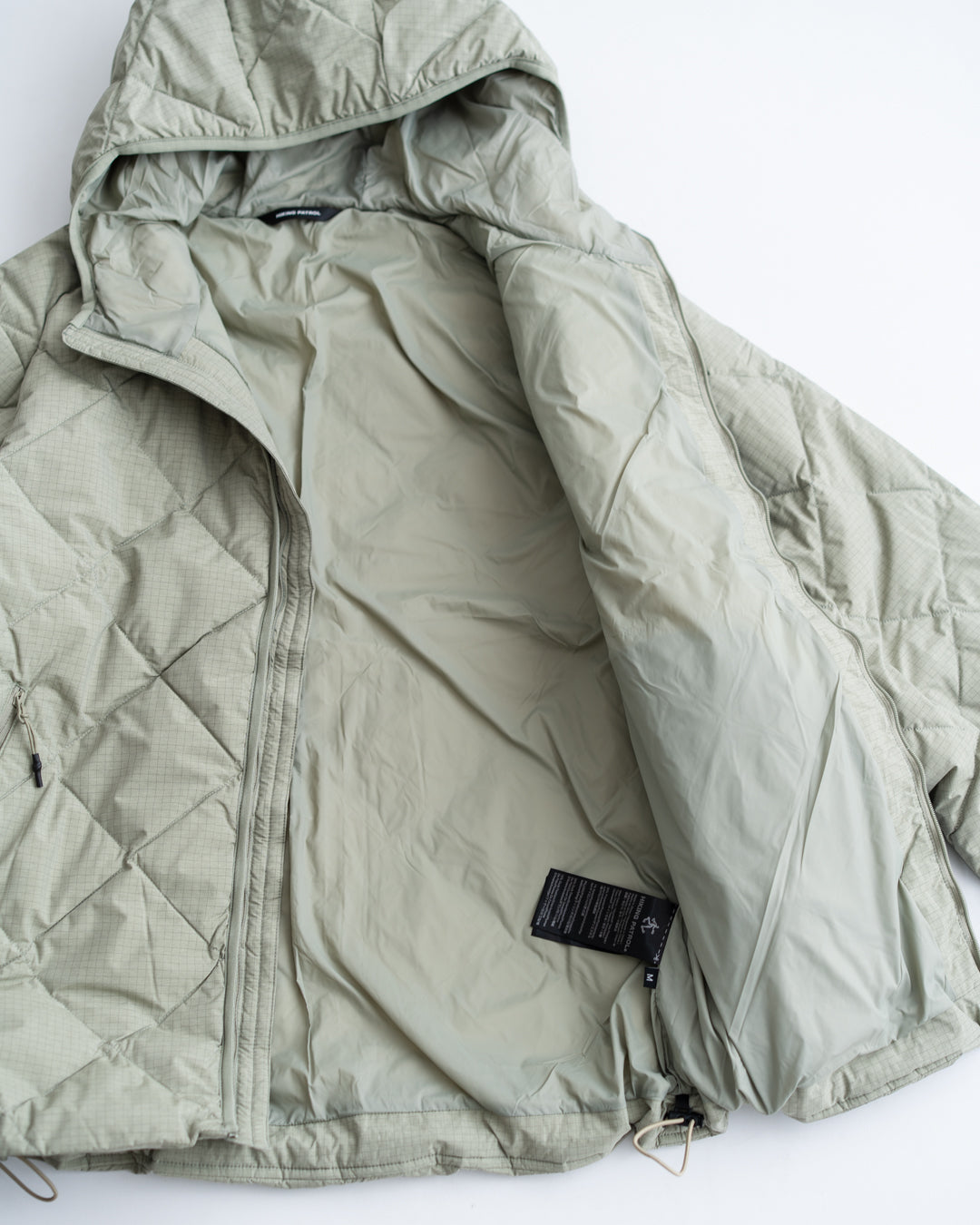 [9.17 thu 0:00 Release] Hiking Patrol BASE GRID LT DOWN HOODED JACKET