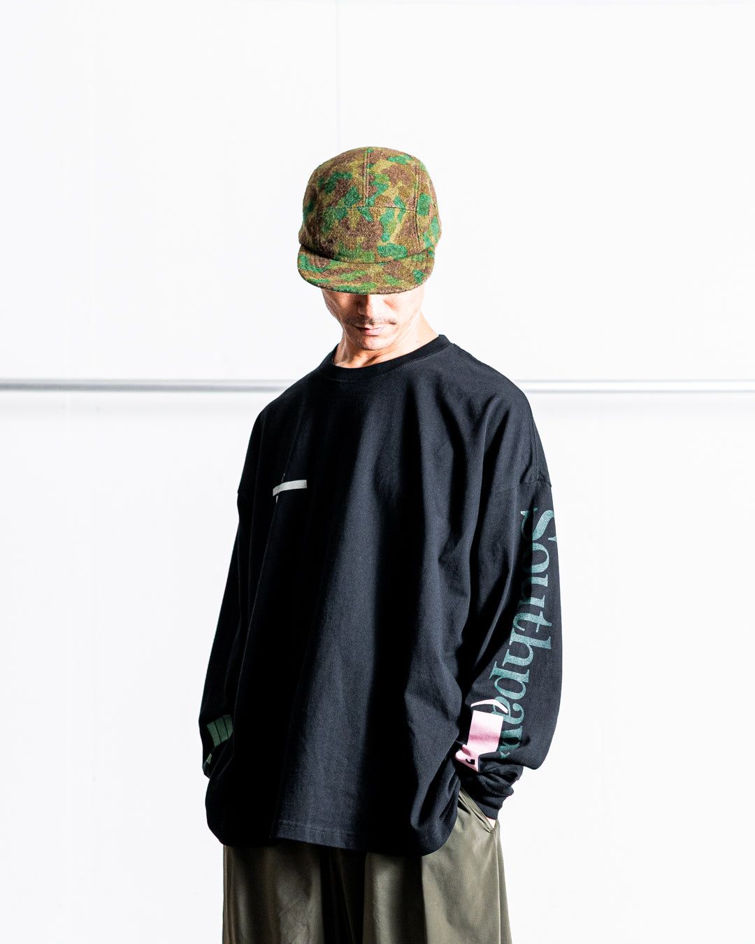 [8.23 sat 0:00 Release] UNTRACE L/S Tee _211