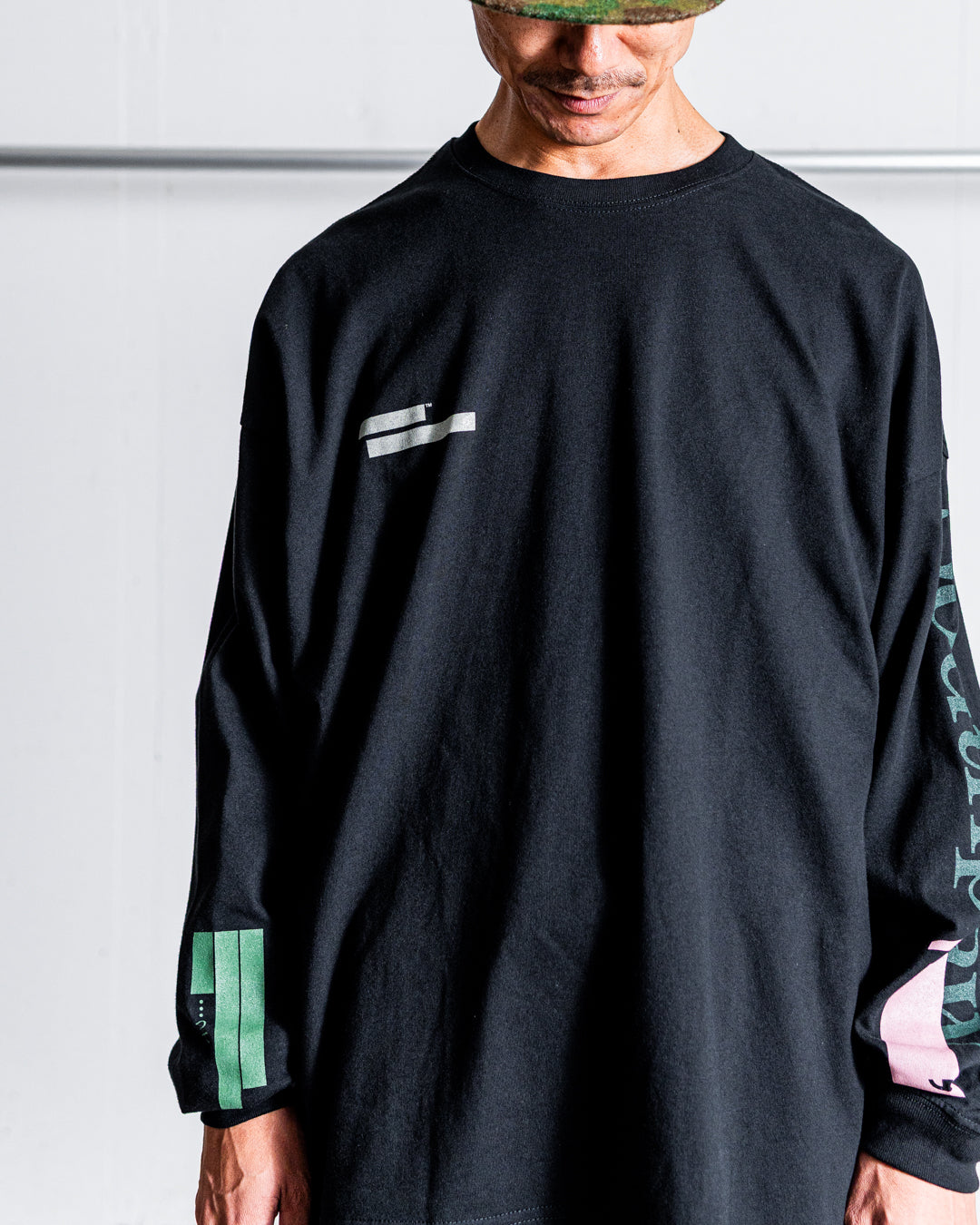 [8.23 sat 0:00 Release] UNTRACE L/S Tee _211