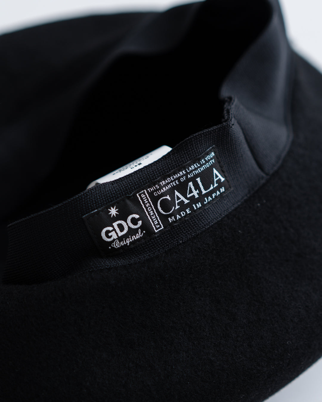 通販]GDC(ジーディーシー) CA4LA Wool Beret 商品ページ – fazeone