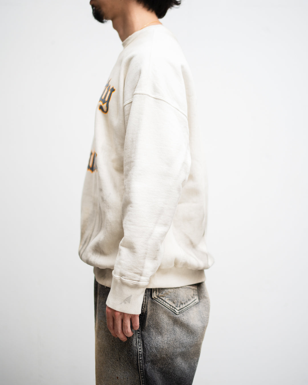 BOWWOW UNIV. MACLAREN LETTERING SWEATSHIRT AGED