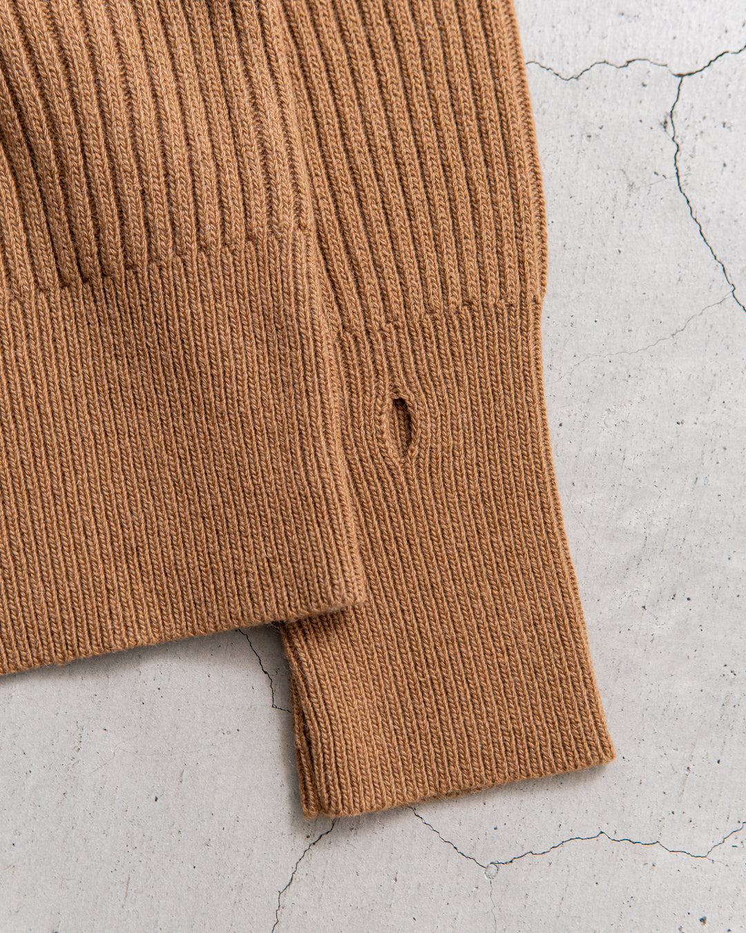 PHENIX COLLECTION SWEATER, TYPE P-001