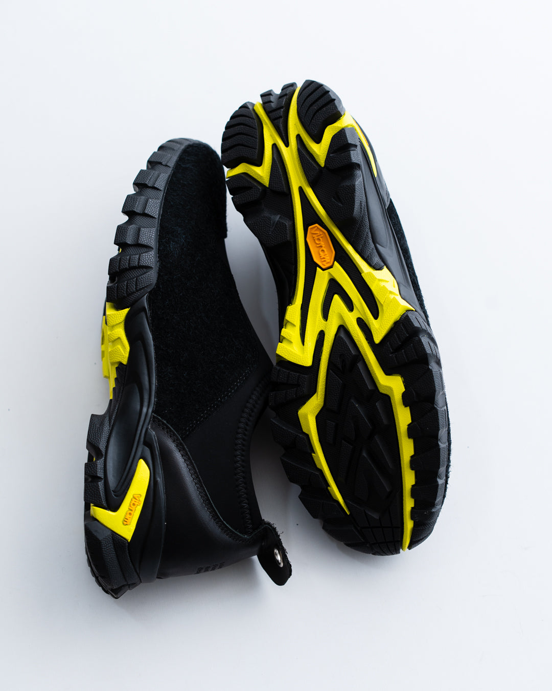 pg TRAIL MOC - BLACK