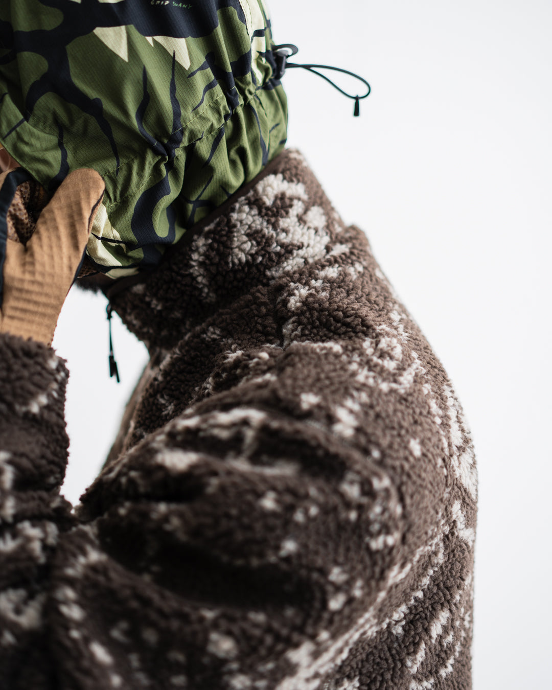 [9.17 thu 0:00 Release] Hiking Patrol PRINT FLEECE JACKET