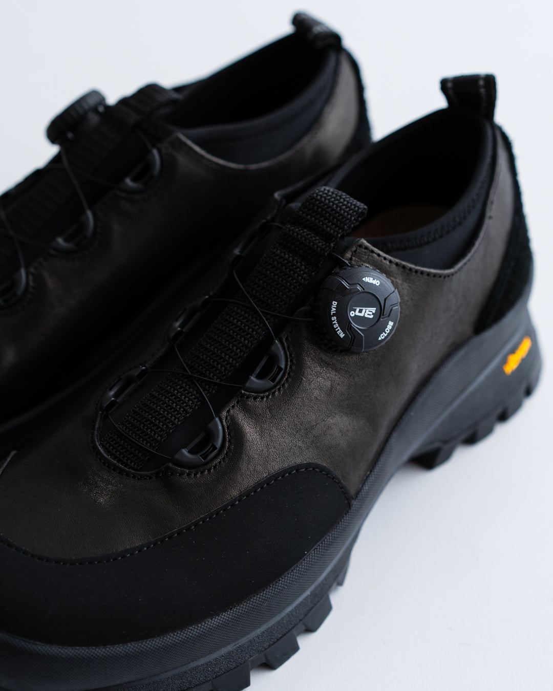 【Limited Edition】 pg OLIVER - BLACK SMOOTH LEATHER