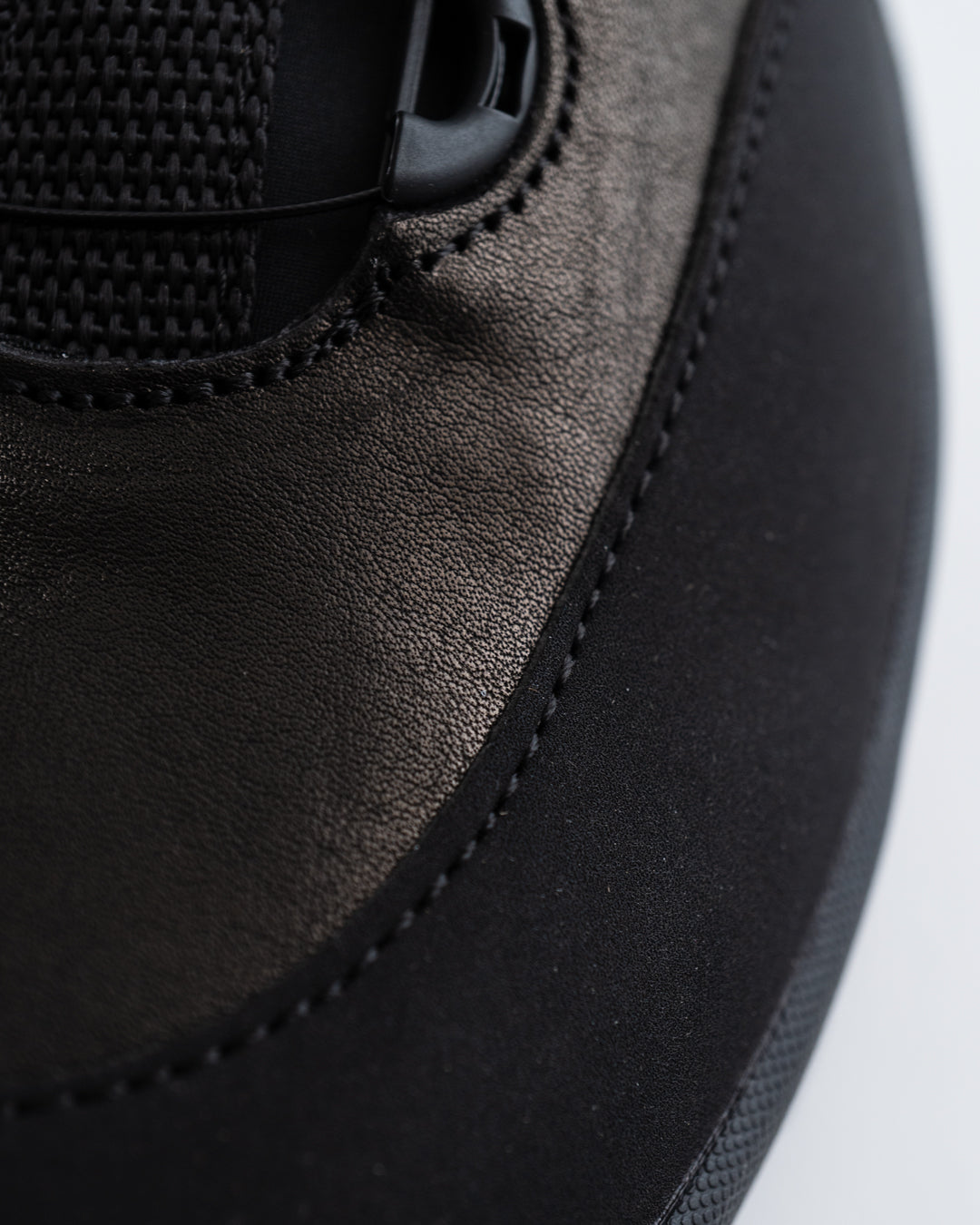 【Limited Edition】 pg OLIVER - BLACK SMOOTH LEATHER