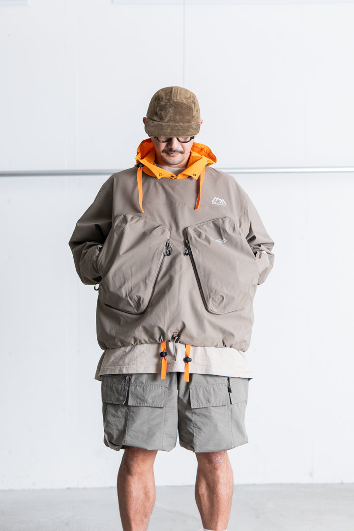 ［POINT × 10］ CMF OUTDOOR GARMENT SALVAGE SHELL CREW COEXIST