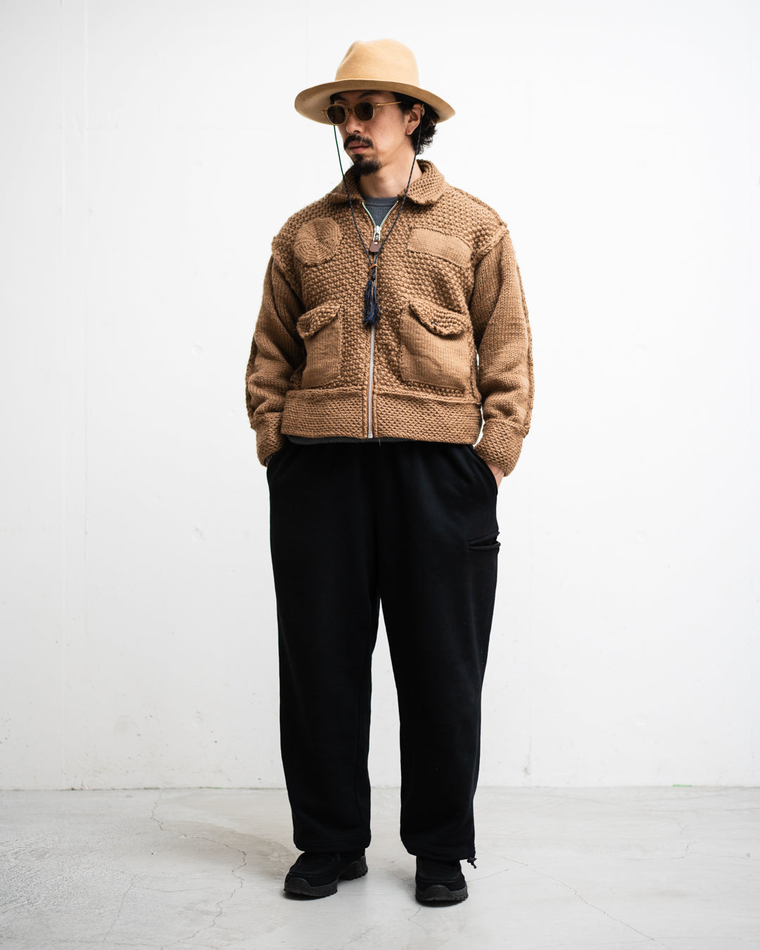 refomed  GRANNY KNIT JACKET