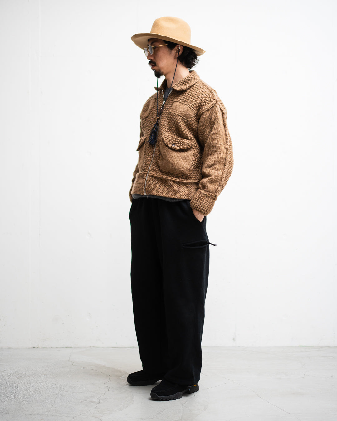 通販] refomed(リフォメッド) GRANNY KNIT JACKET 商品ページ – fazeone