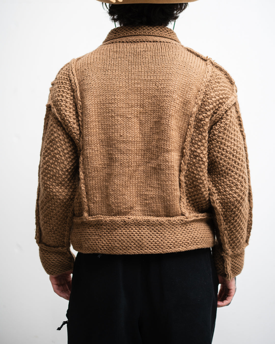 refomed  GRANNY KNIT JACKET