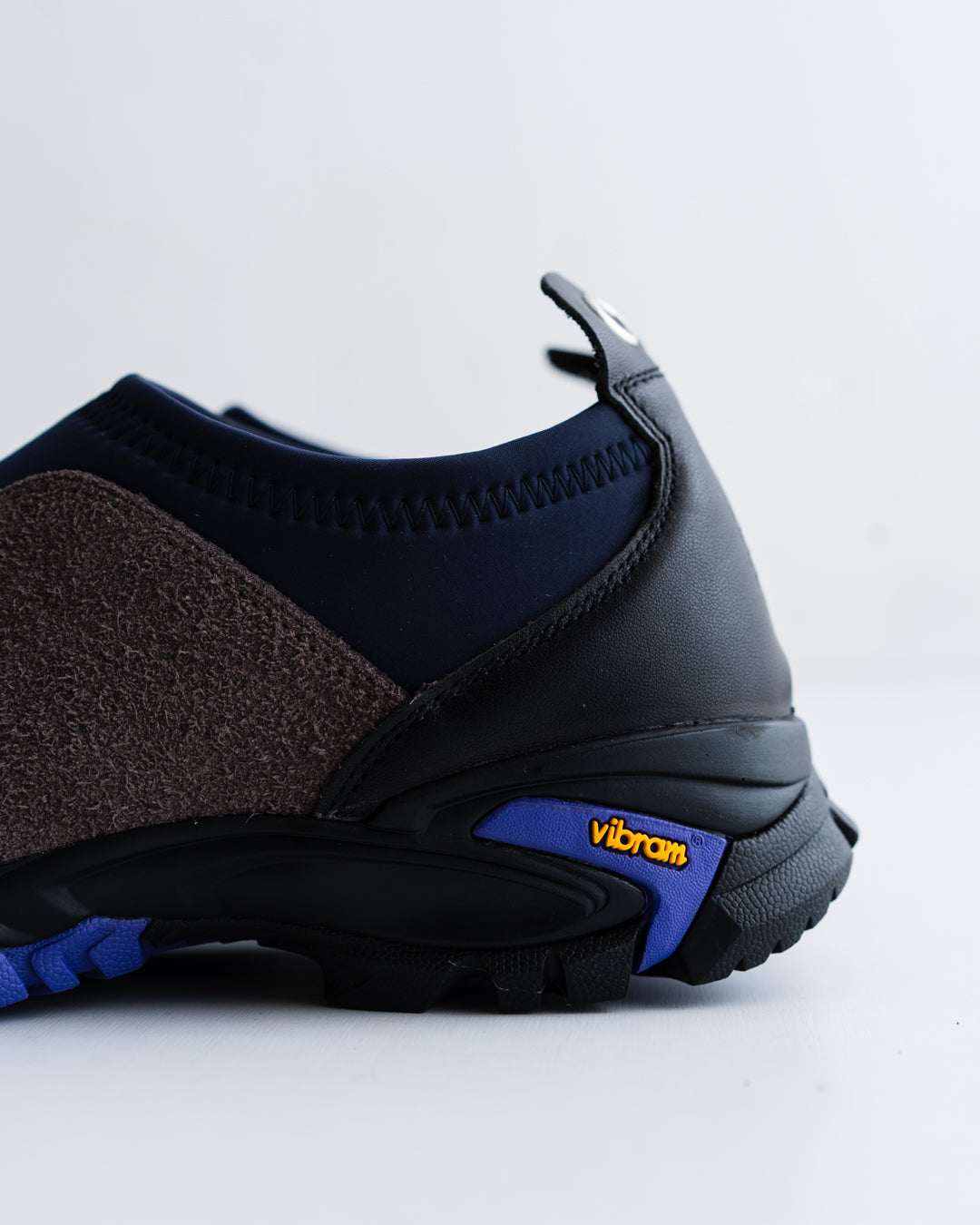 pg TRAIL MOC - BROWN