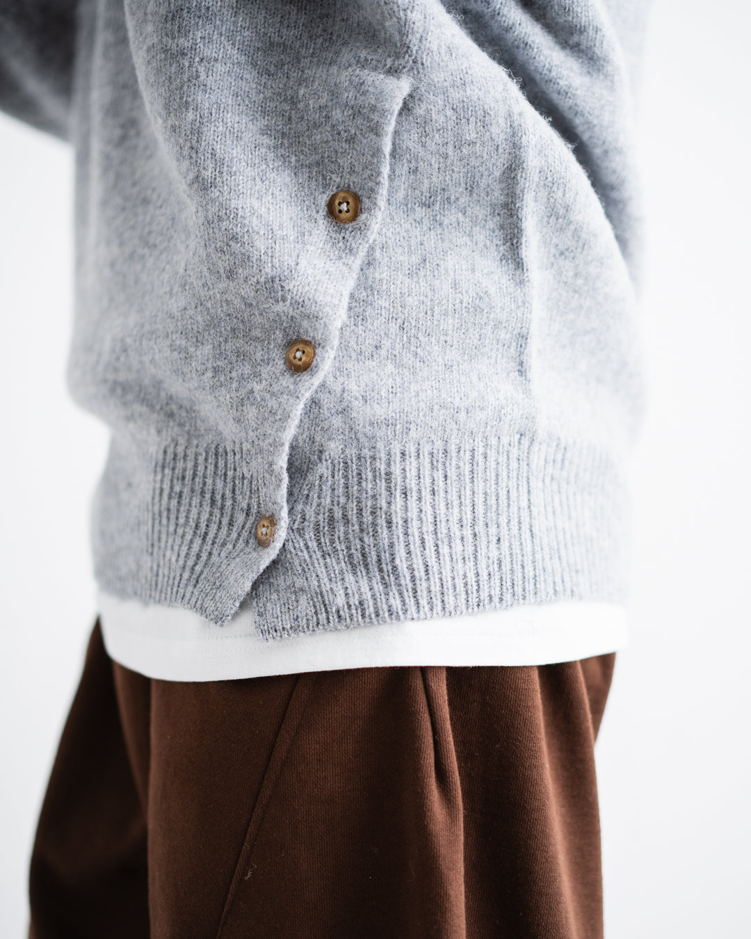 SandWaterr ORGANIZED SWEATER / WOOLEN YARN