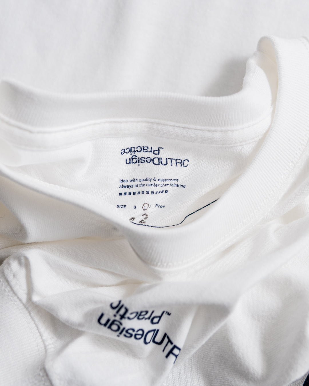 [8.23 sat 0:00 Release] UNTRACE L/S Tee _212
