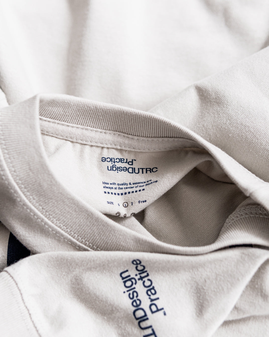 [8.23 sat 0:00 Release] UNTRACE L/S Tee _212