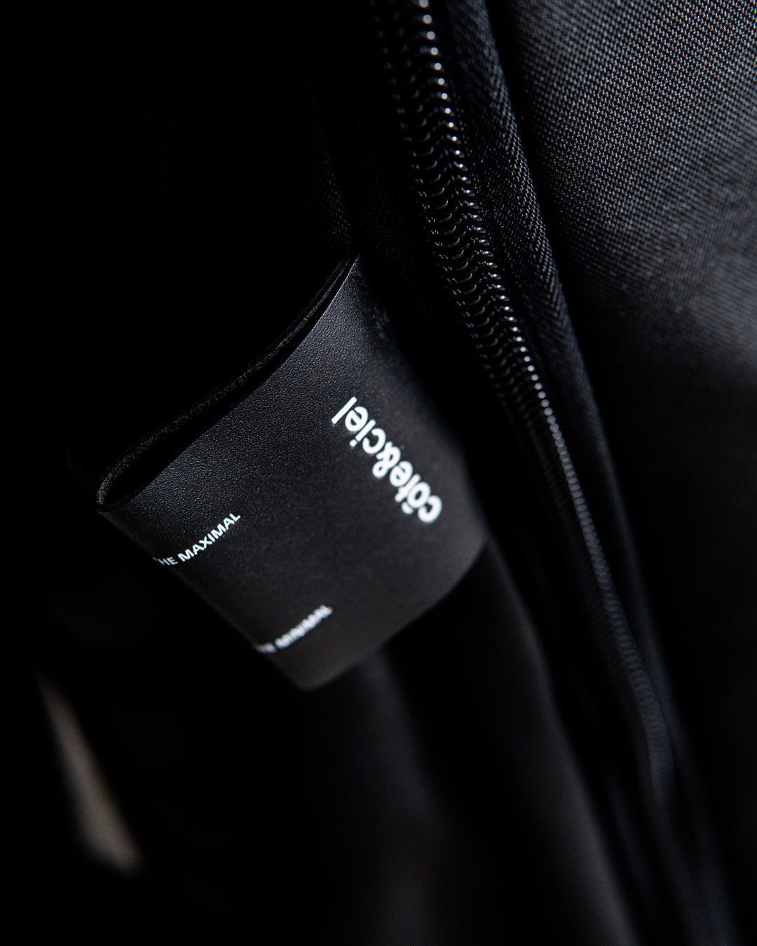 【Limited Edition】cote&ciel ISAR AIR EcoYarn Black