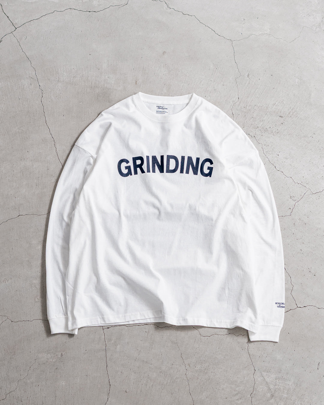 [8.23 sat 0:00 Release] UNTRACE L/S Tee _215