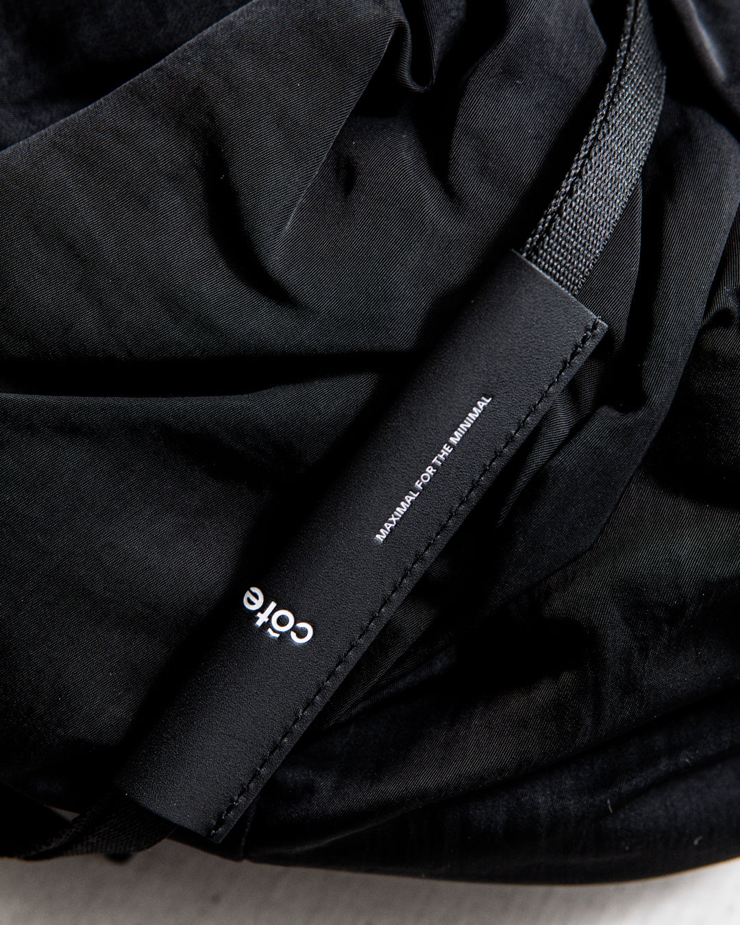 cote&ciel ADRIA SMOOTH BLACK