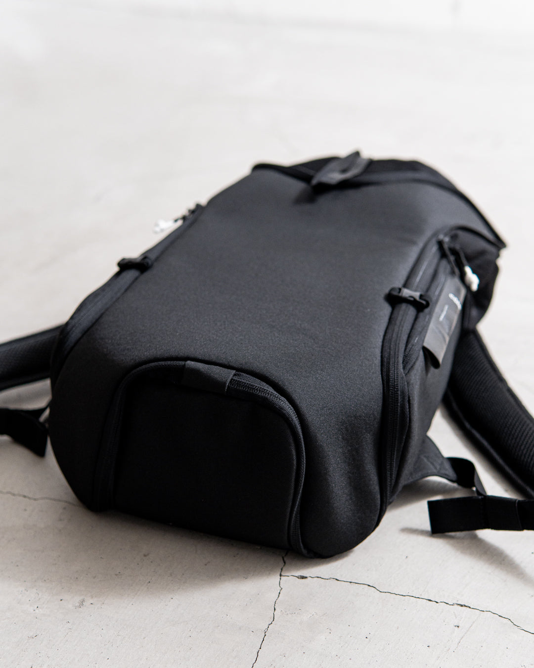 cote&ciel AVON ECOYARN BLACK