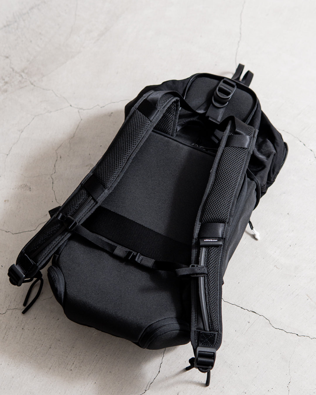 cote&ciel AVON ECOYARN BLACK