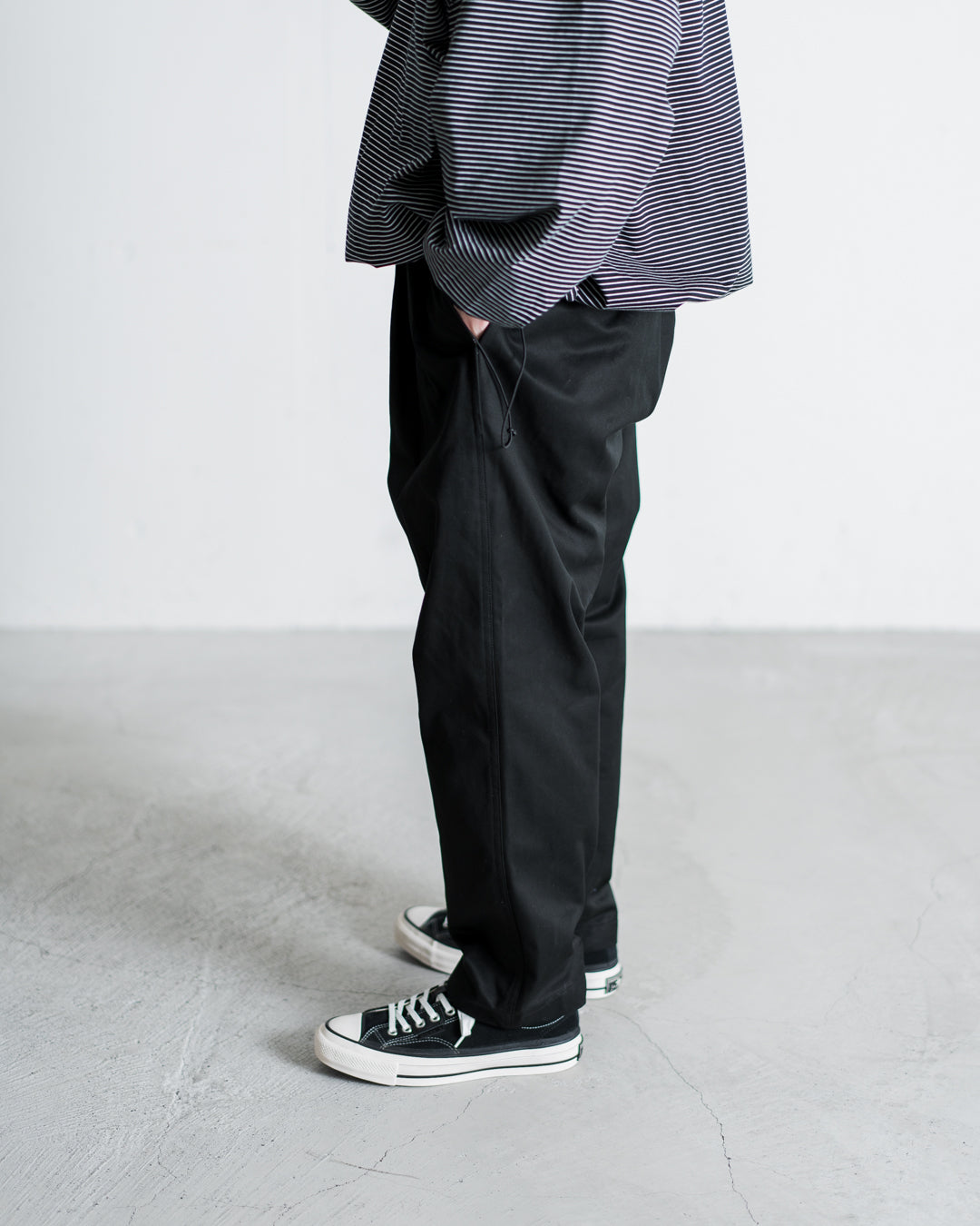 is-ness WIDE CHINO PANTS - スラックス