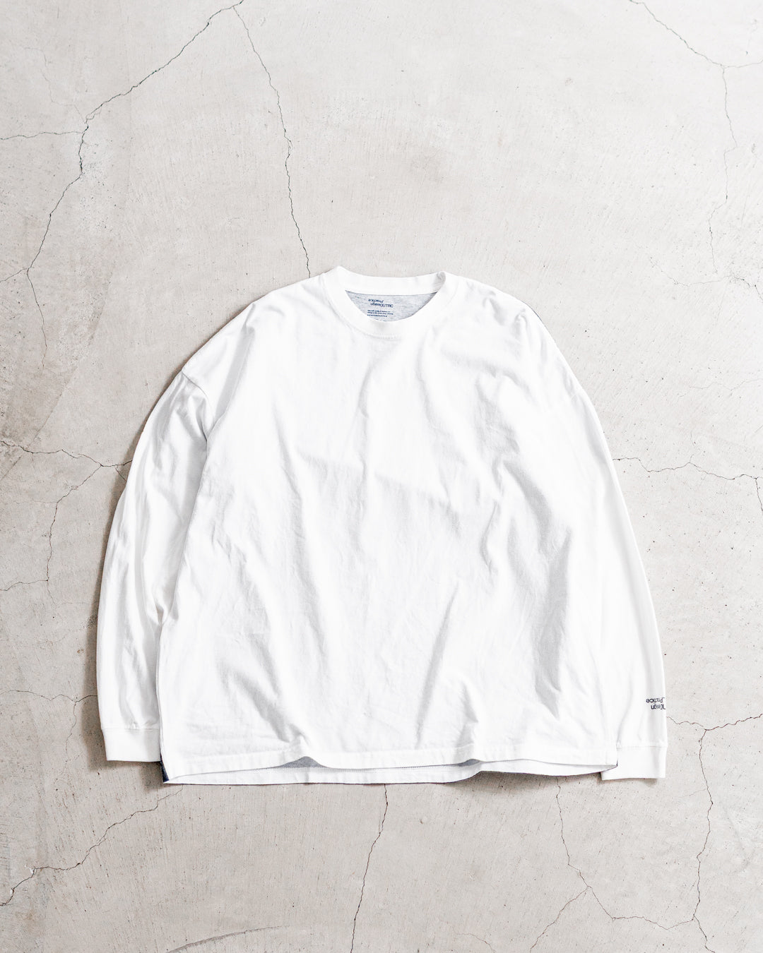 [8.23 sat 0:00 Release] UNTRACE L/S Tee _217