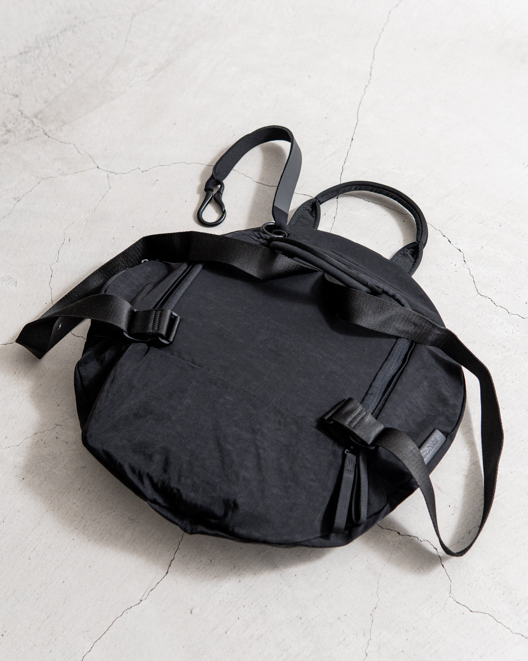 cote&ciel MOSELLE SMOOTH BLACK