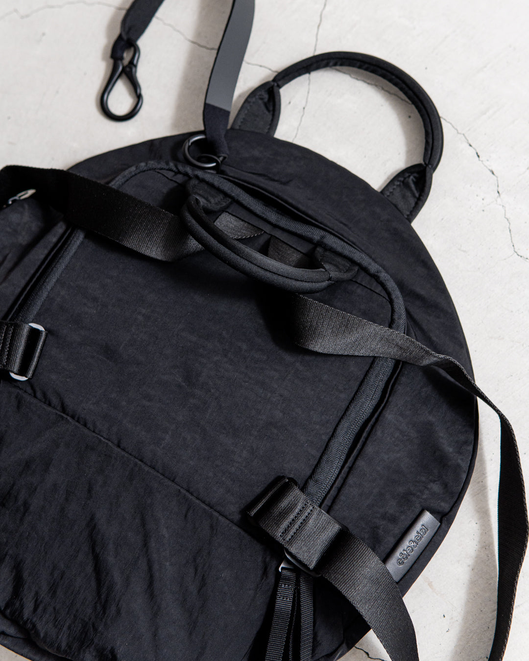 cote&ciel MOSELLE SMOOTH BLACK