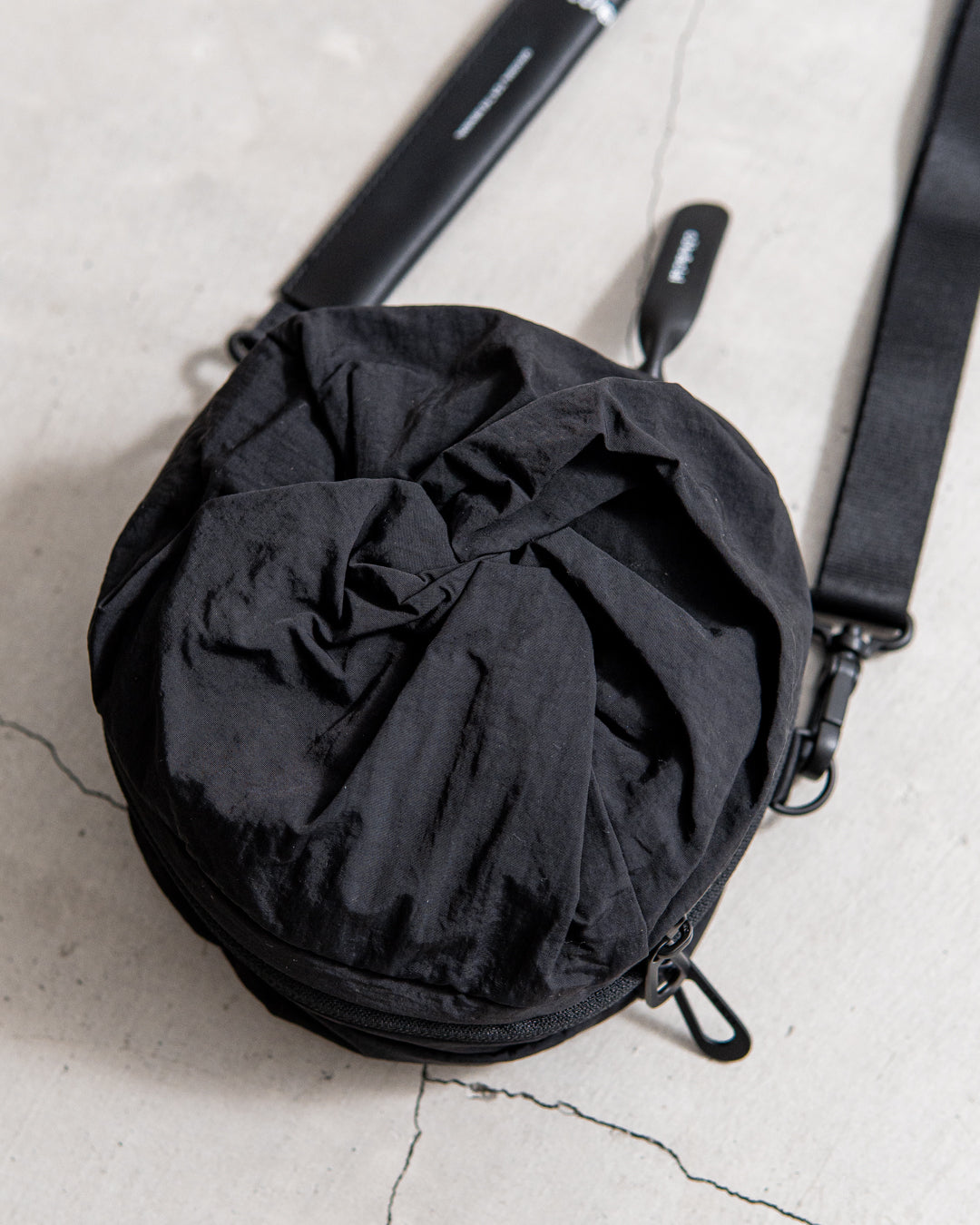 cote&ciel Vikos M Smooth Black