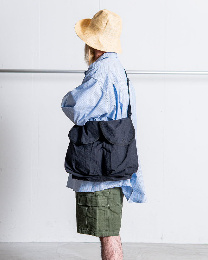 通販] wonderland(ワンダーランド) Large Pocket 商品ページ